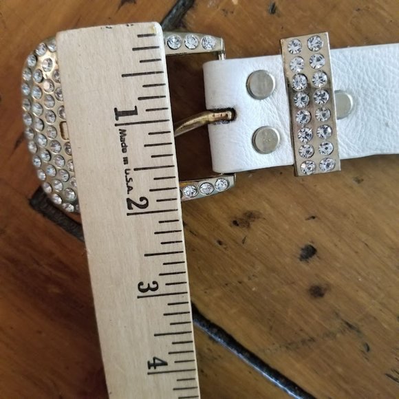 White Bling Gold Tone Studs Fluer De Lis Faux Leather Belt, Sz M / L Sparkle! - Picture 9 of 15